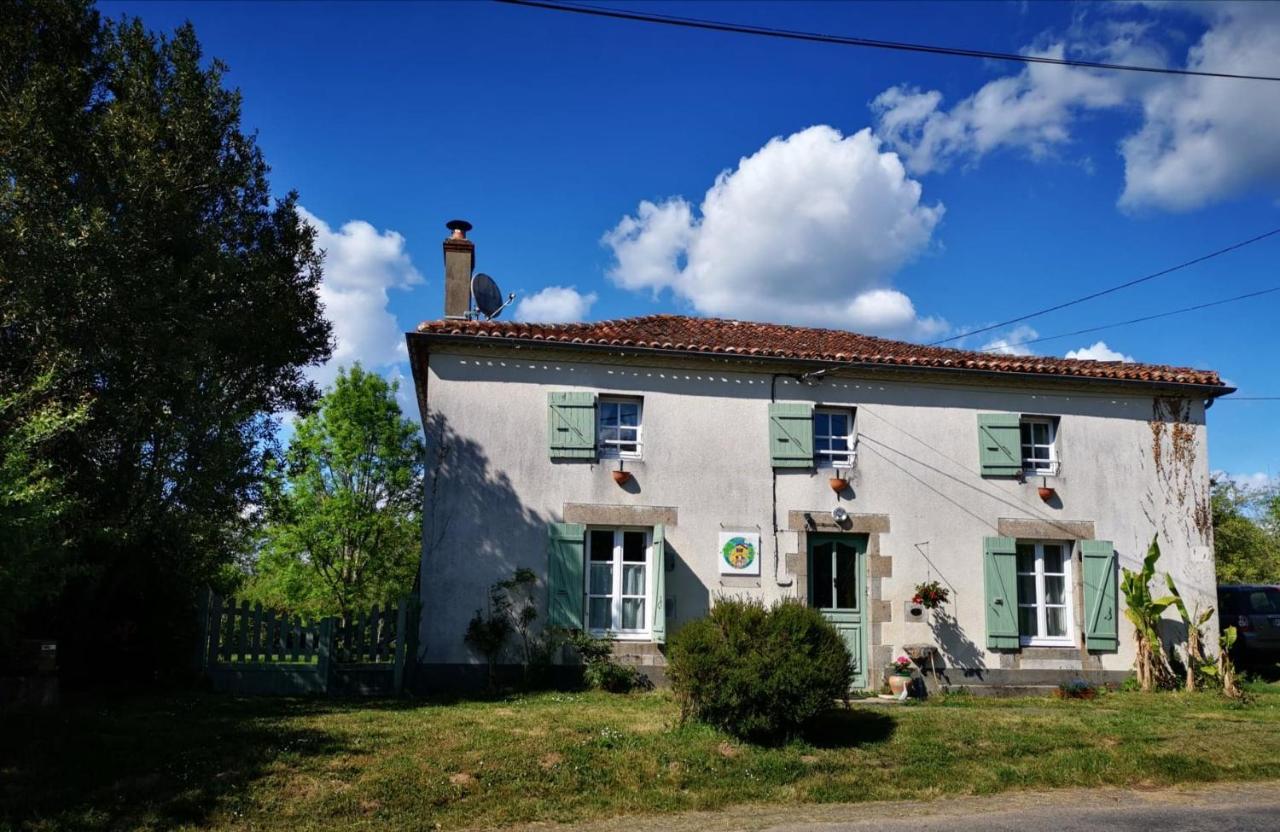 chambres d hotes L'agapé Saint-Martial-sur-Isop Esterno foto