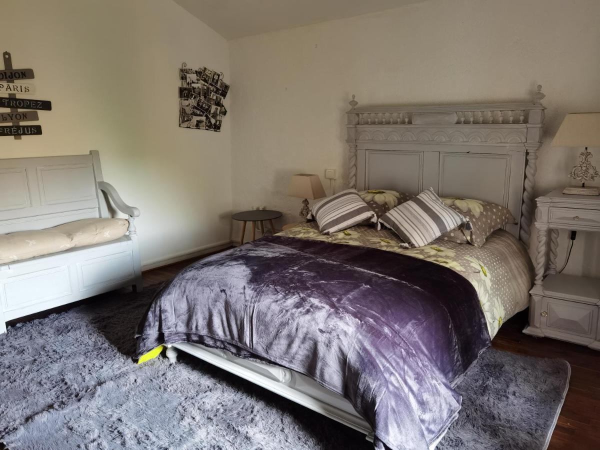 chambres d hotes L'agapé Saint-Martial-sur-Isop Esterno foto