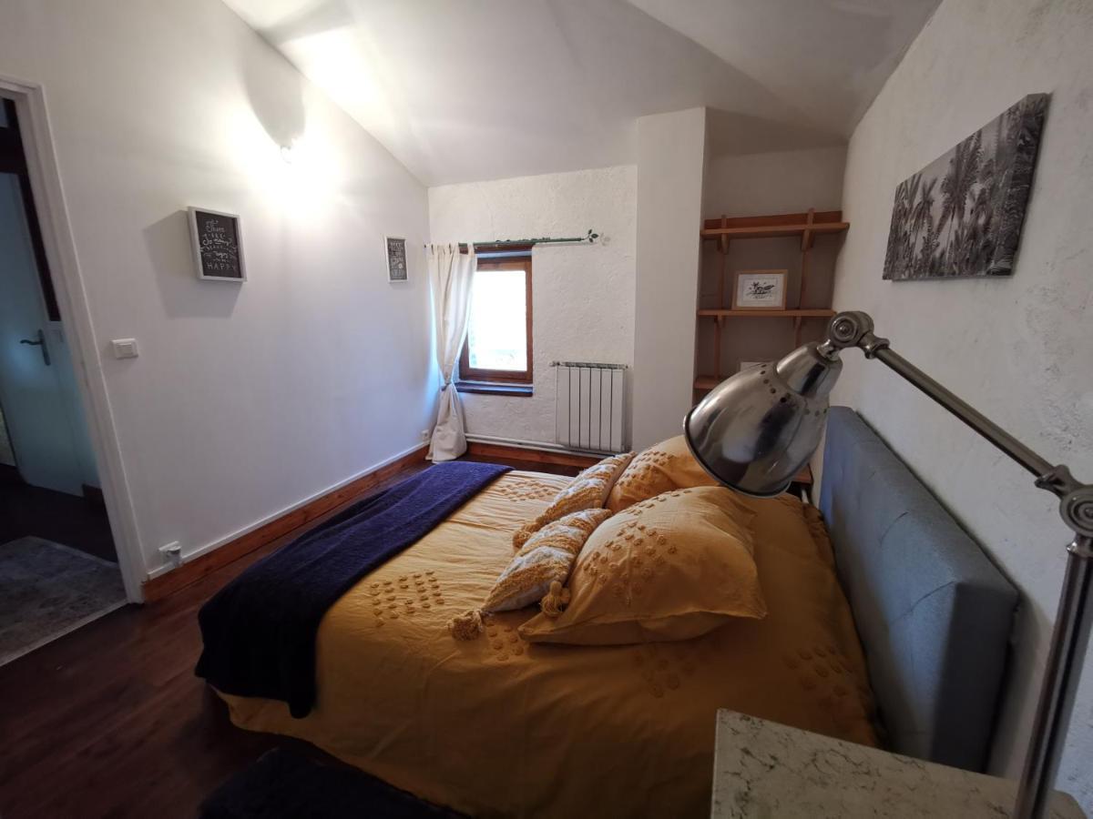 chambres d hotes L'agapé Saint-Martial-sur-Isop Esterno foto